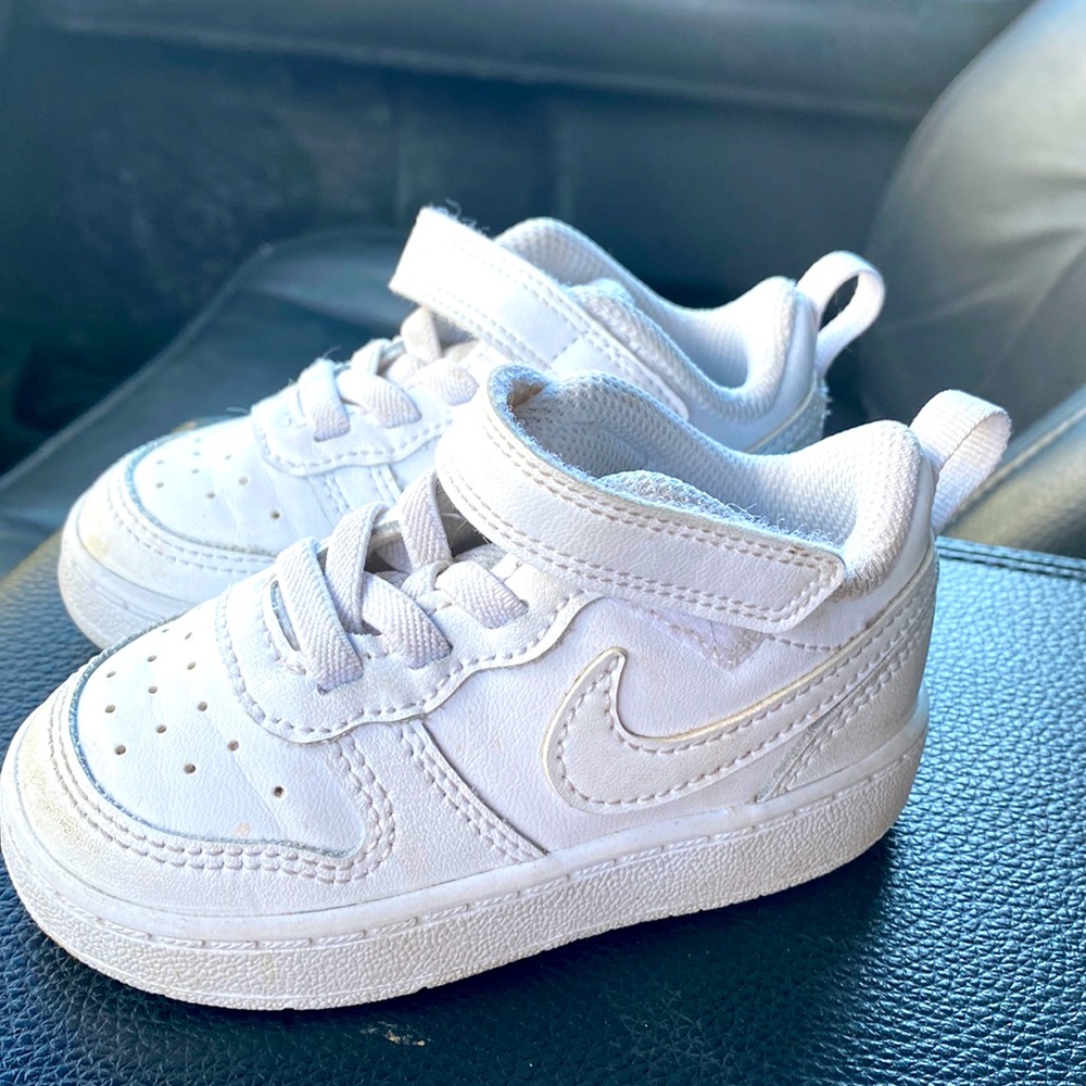 Toddler size 5 air forces